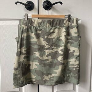 Chico's Camo Pull-On Skort in Green & Tan